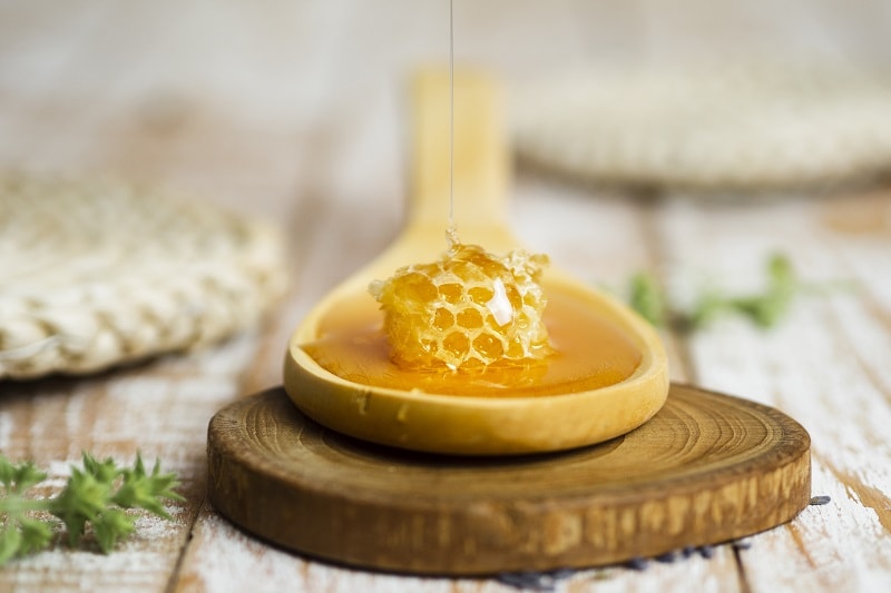 رشد بافت های بدن با عسل