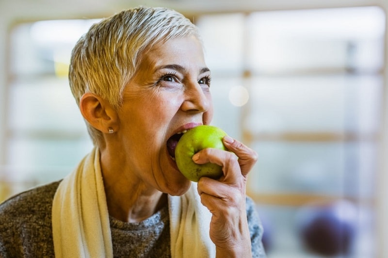خواص میوه‌ ها - خواص درمانی سیب